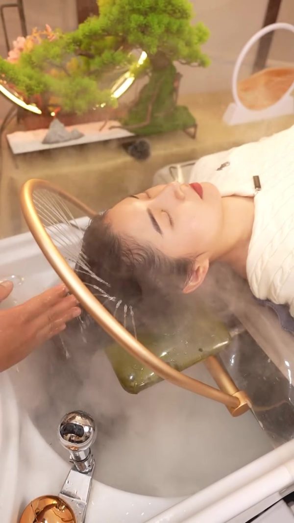 Salon Beauty Treatments at Far East Scalp Therapy Spa - Image 4